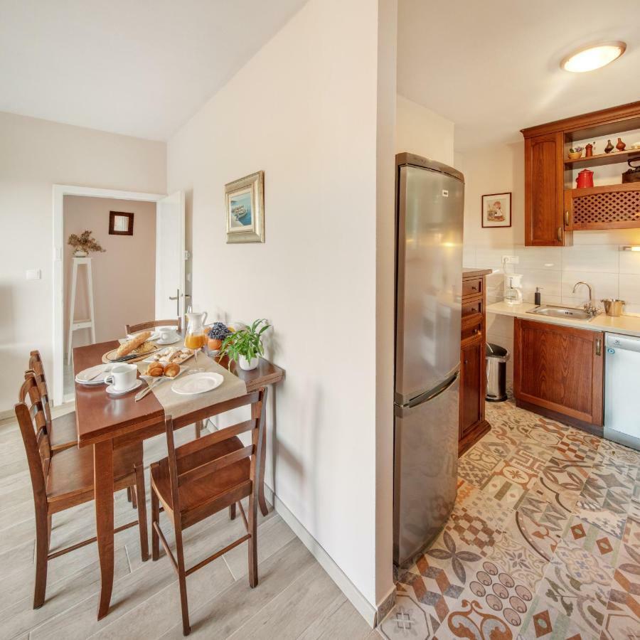 Figa Apartman Benko Milatic Jelsa  Luaran gambar