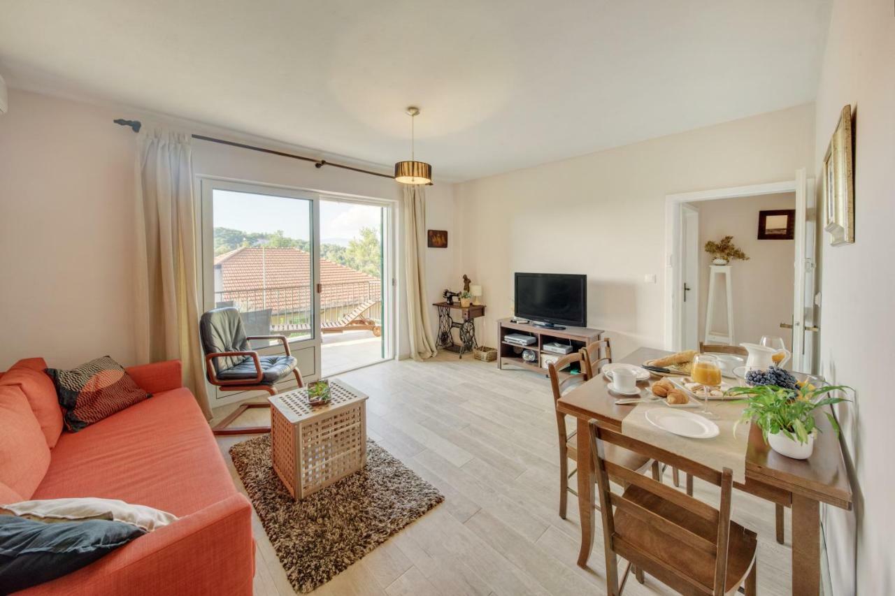 Figa Apartman Benko Milatic Jelsa  Luaran gambar